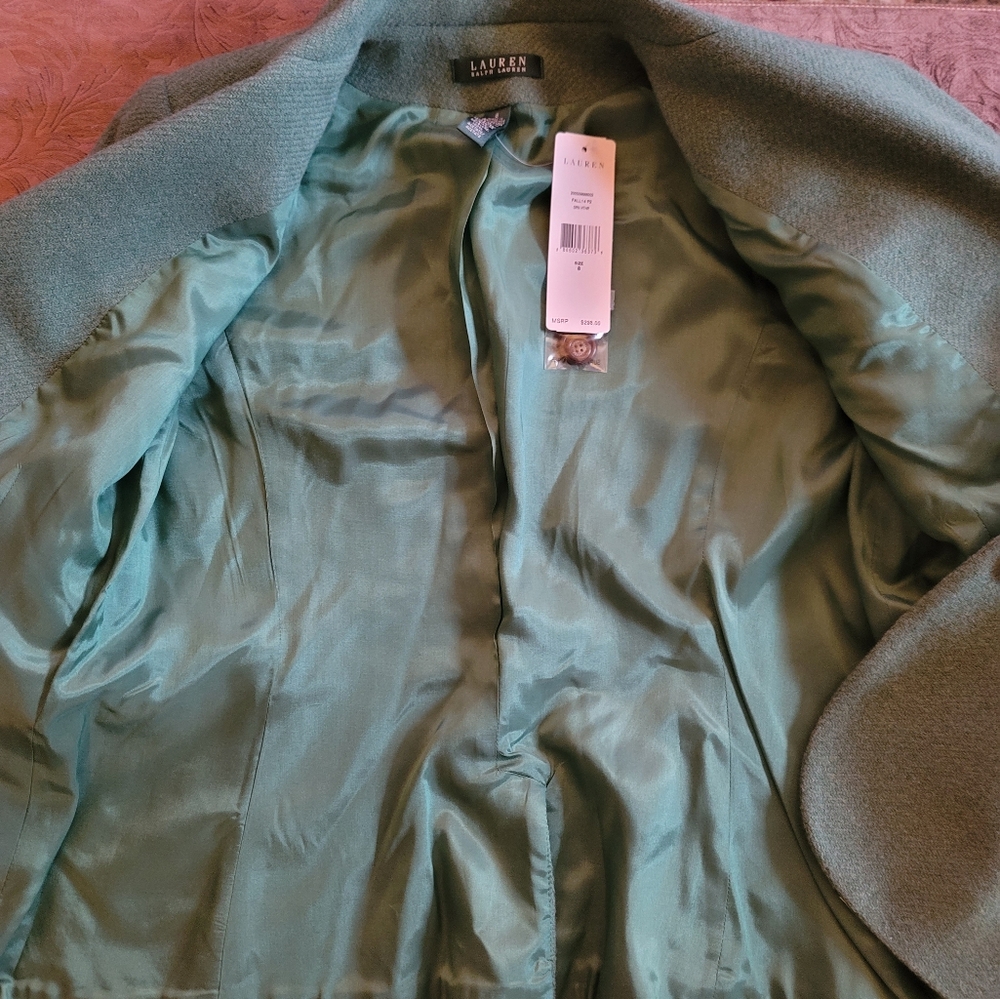 Jacket - Picture 3 of 6